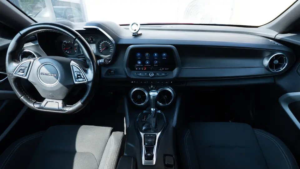 Chevrolet-Camaro-2022-car-rental-dubai