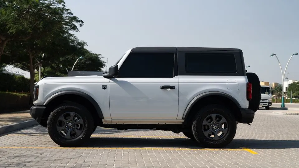 rent-ford-bronco-big-bend-in-dubai.jpg