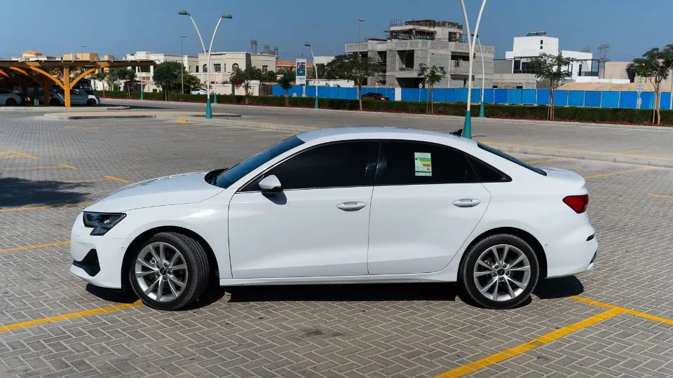 rent-audi-a3-in-dubai