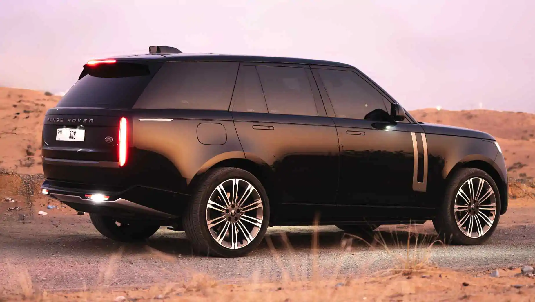 Rent-Range-Rover-Vogue-HSE-at-Yousco-Rent-A-Car-in-Dubai