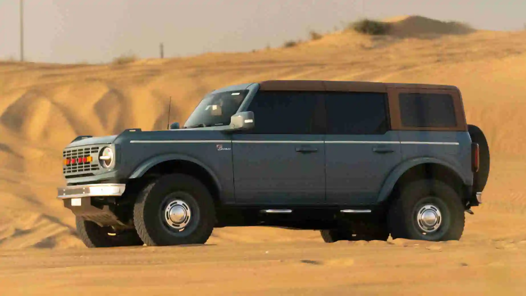 rent-ford-bronco-wildtrak-in-dubai.jpg