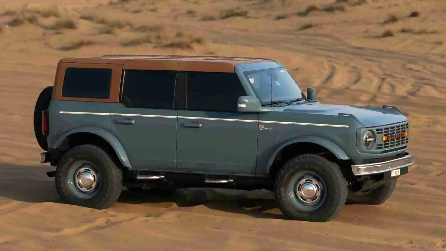 rent-ford-bronco-wildtrak-in-dubai.jpg