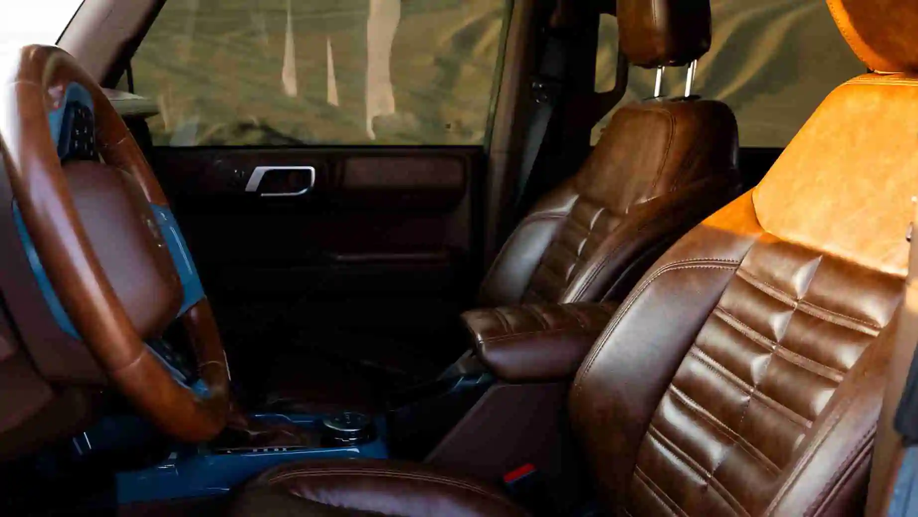 rent-ford-bronco-wildtrak-in-dubai.jpg