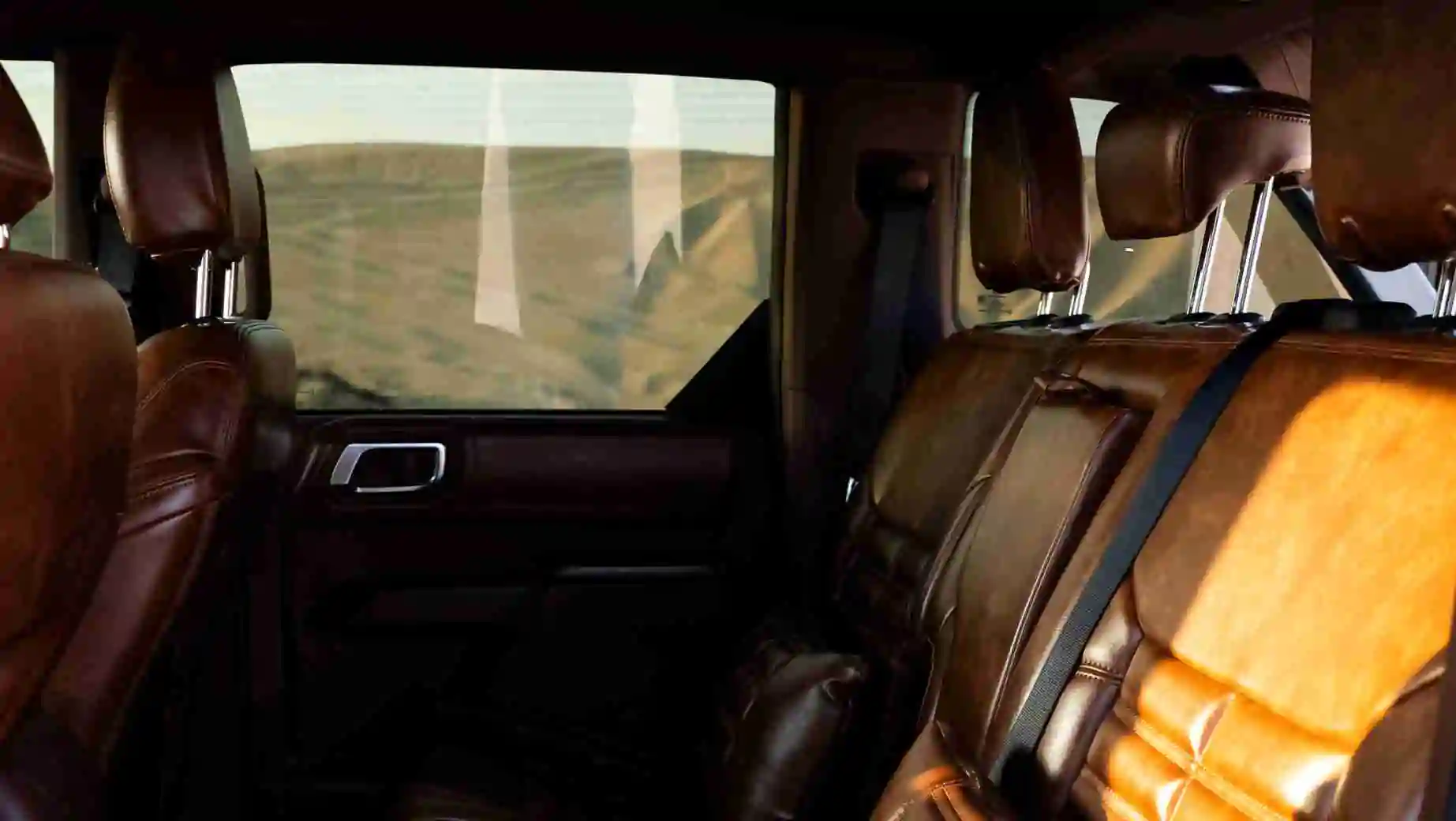 rent-ford-bronco-wildtrak-in-dubai.jpg