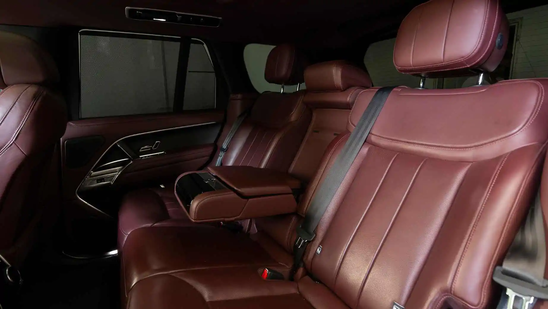 Rent Range Rover at Yousco Rent A Car - Best Car Rental in Dubai